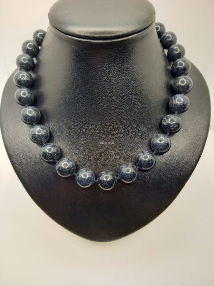 Naszyjnik Czarny Jadeit fi 16