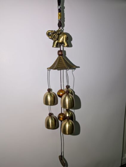 Dzwonek Feng Shui ze Słoniem