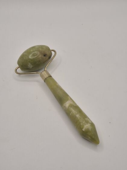 Masażer z jadeitu - 2